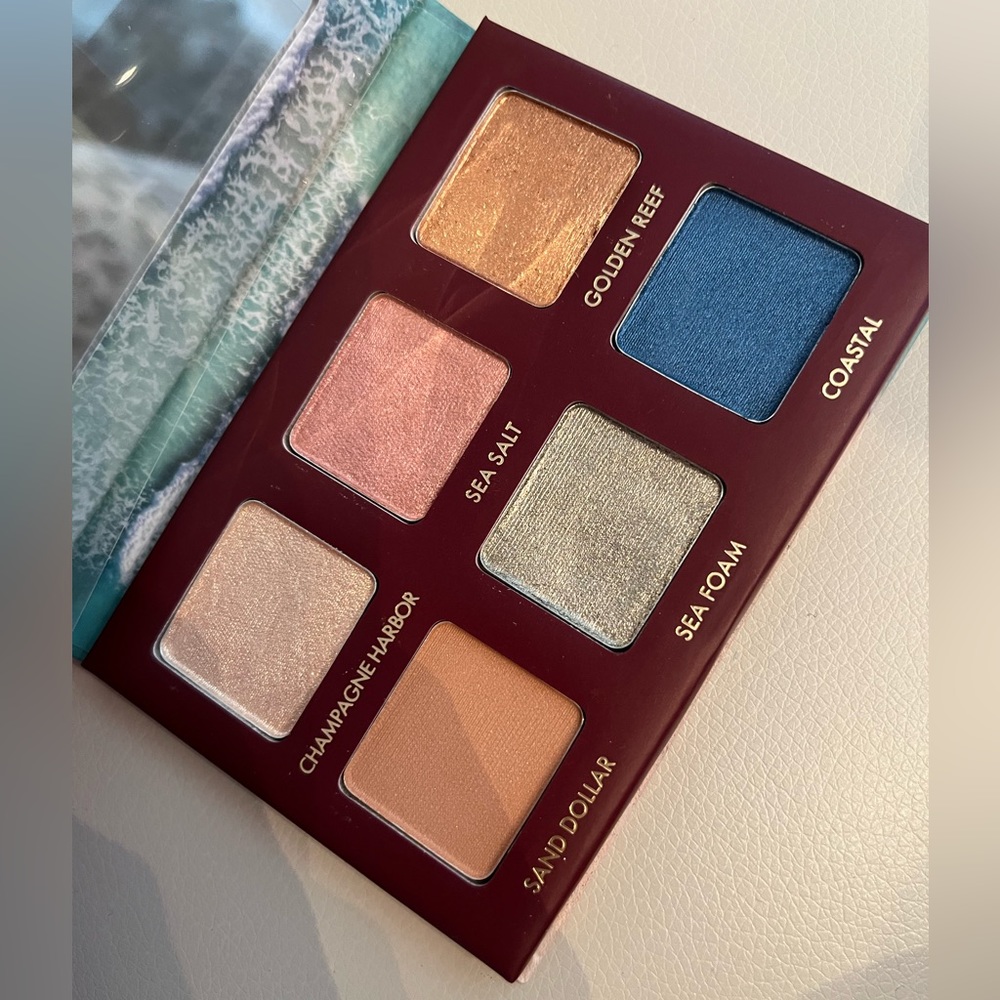 NEW Wander Beauty Wanderess Seascape eyeshadow palette